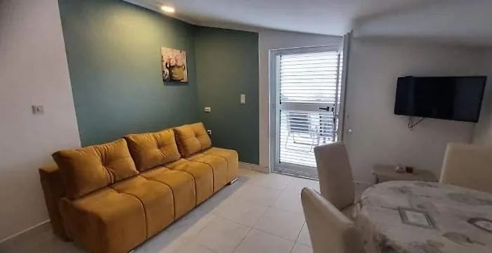 Fran Appartement Vir